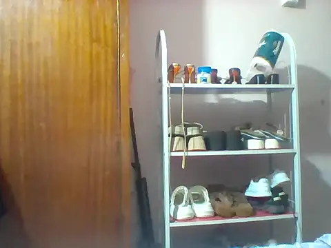 Hotty_254's cam snapshot