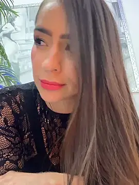 Mau_White live sex cam