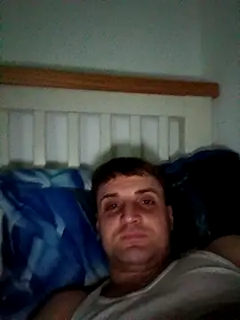 Levarboy live sex cam