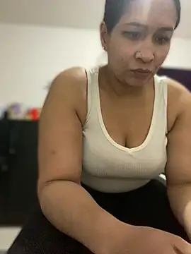 Carola-Ross live sex cam