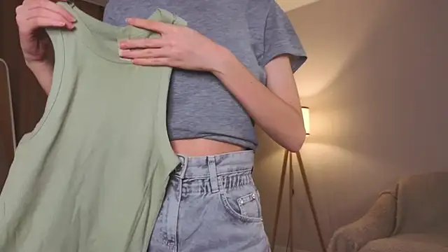 BettyBrowni live sex cam