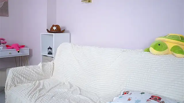 SunnivaCovil live sex cam