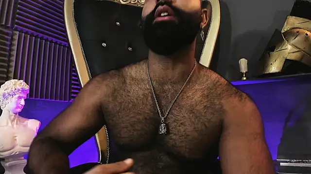 BeardAndrew live sex cam