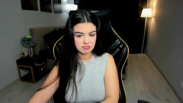 AlluringAriel live sex cam