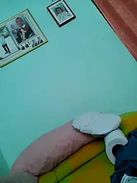 morenito420 live sex cam