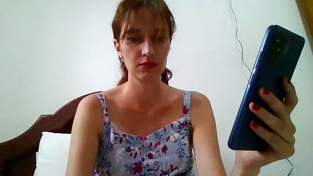 Aurabloom_1's cam snapshot