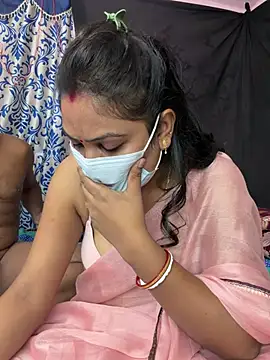 Couplejyoti01 live sex cam