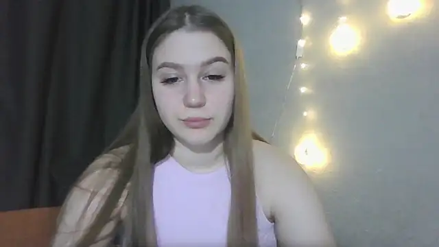 yourhoney_Lola_'s cam snapshot