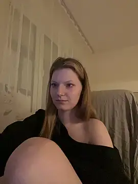 MaryHiggins's cam snapshot