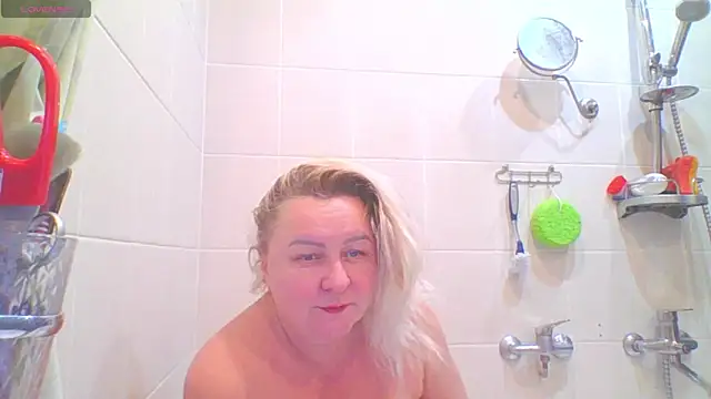 mira_robinsonnn's cam snapshot