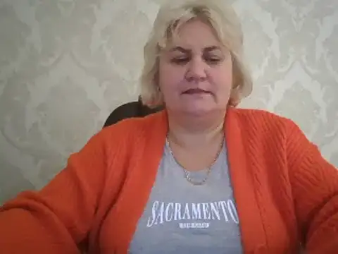 AngelaFamez's cam snapshot