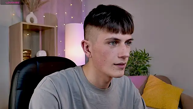 Rony_Joy live sex cam