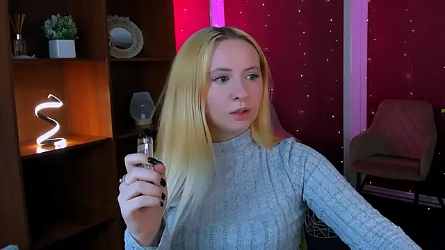 mila_glow1 live sex cam