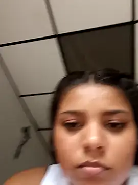 stefanie010 live sex cam