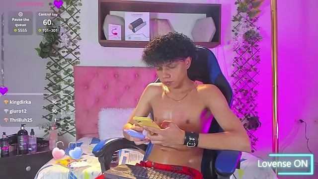 _taylor_black live sex cam