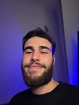 2HARDKURT live sex cam