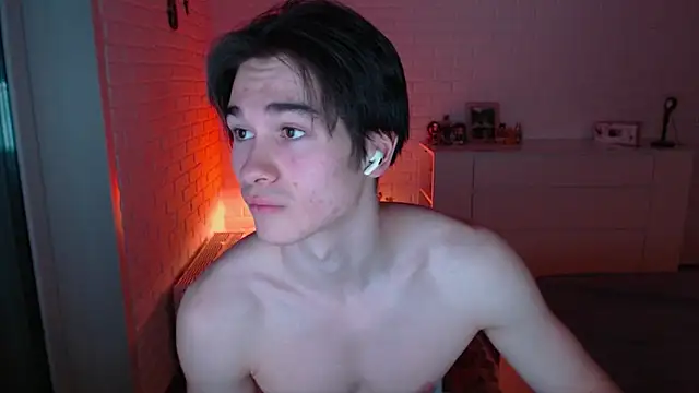 MarkusDean live sex cam