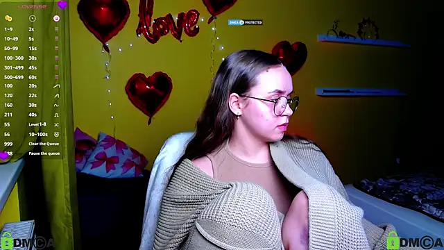 Lilysweet13's cam snapshot