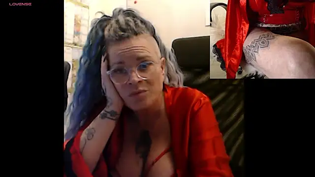 DarkDomina's cam snapshot