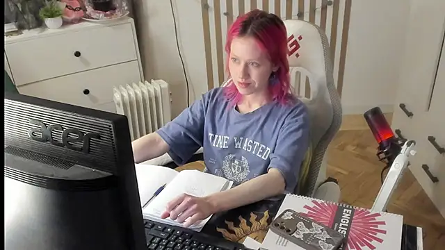 Silly__Milly live sex cam