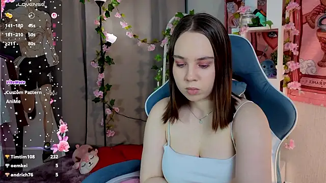 lunalyna's cam snapshot