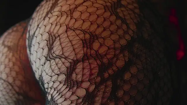 feelmetouchme's cam snapshot