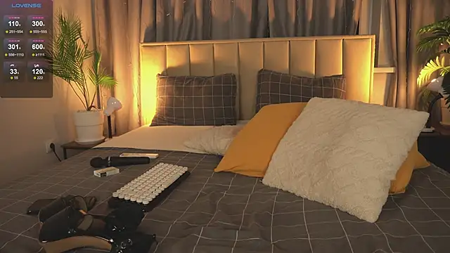 juli_hox's cam snapshot