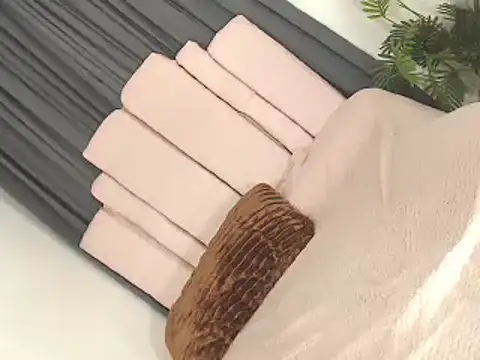 sexygoddess2999 live sex cam