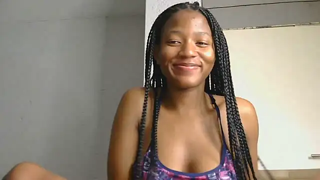 Ballenciaa live sex cam