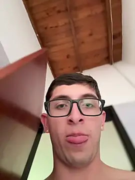 Calvin_Hunter's cam snapshot