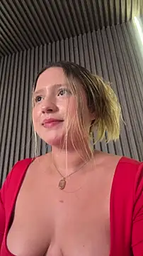 MiaPetit_ live sex cam