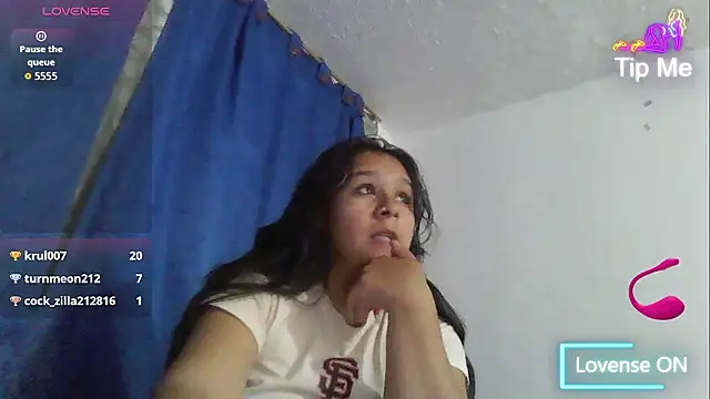 Charis_21 live sex cam