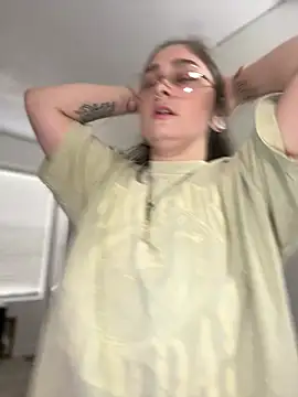 Alix_Valentine's cam snapshot