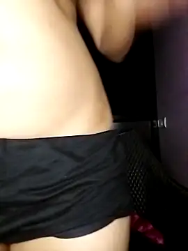 Amisha2's cam snapshot