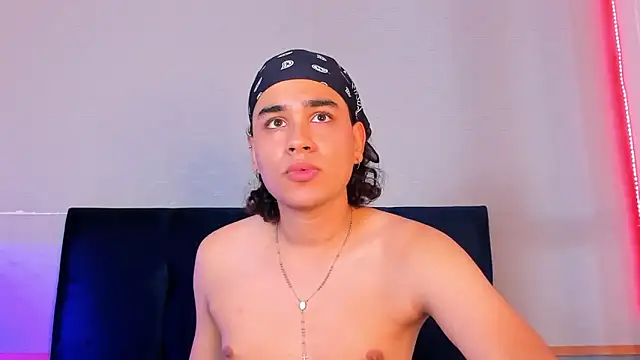 Fran_Smiths's cam snapshot