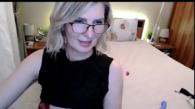 sensualEmilia live sex cam