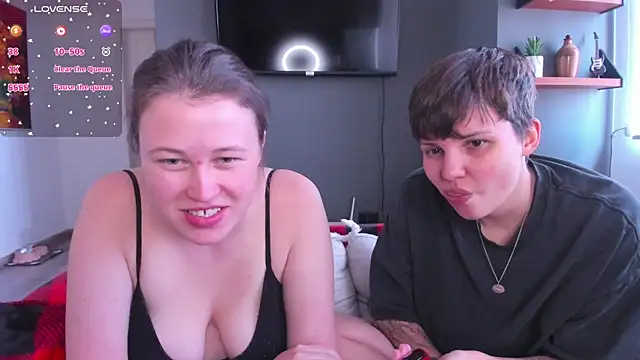 Tenderly_Couple's cam snapshot