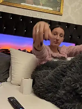 Emilia_Mausi live sex cam