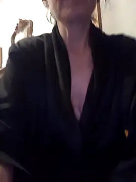 lucamila2903 live sex cam