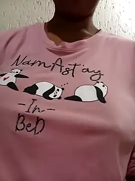 NewBeginnings8's cam snapshot