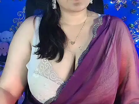 elegant_elina's cam snapshot