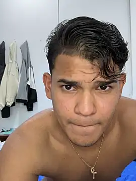 DavShi's cam snapshot