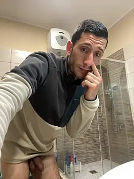 Gionnytav live sex cam