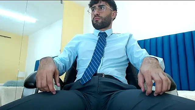 MilanZaire's cam snapshot