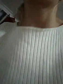 ManuelaX live sex cam