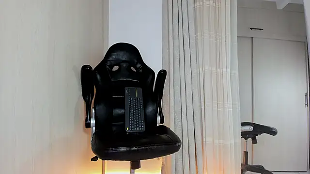 Biscuit_oliva live sex cam