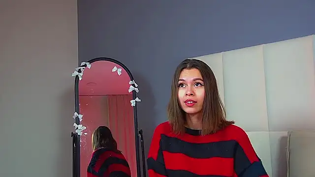 PollyLanders live sex cam