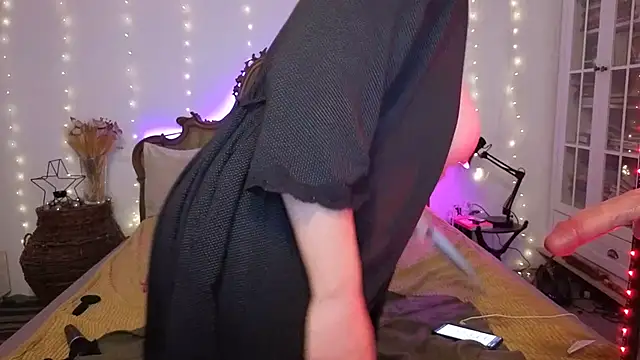 SilkenSin's cam snapshot