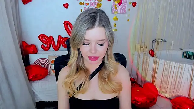 FollowLovee live sex cam