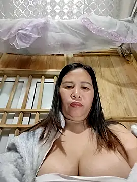 Clinic_139's cam snapshot